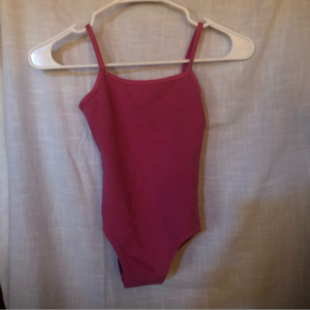 Girls pink dance leotard by BaleraDance